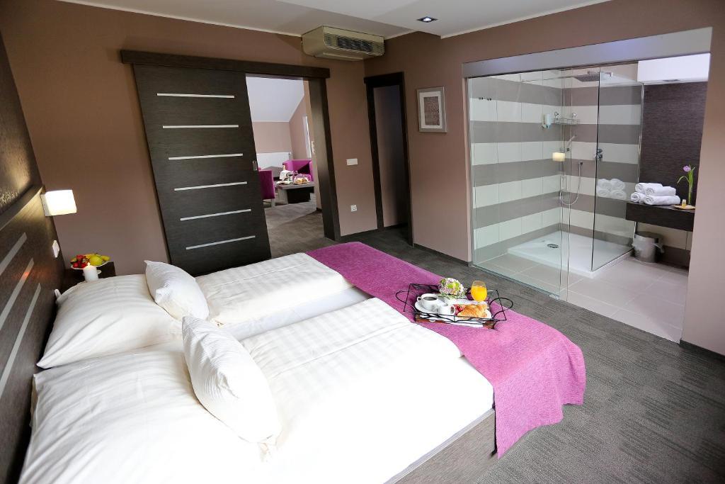 Gostilna In Motel Pri Lesniku マリボル 部屋 写真